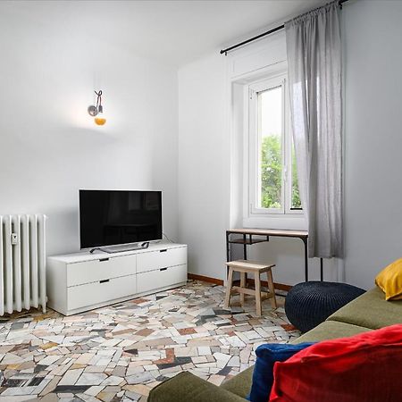 Ennio 8 - Bilocale Cool Apartment Milano Exterior foto